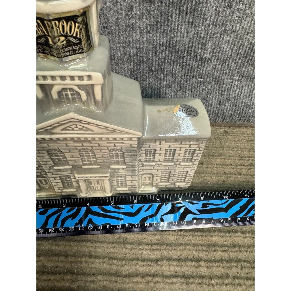 Ezra Brooks Whiskey Decanter NH State House Sesquicentennial Heritage China Box